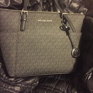 Michael Kors jet set